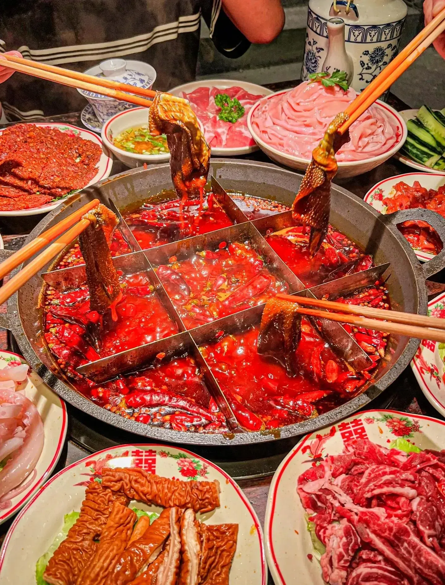 Chongqing hot pot experience